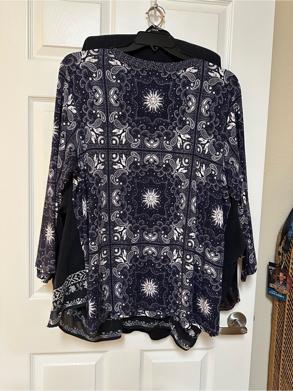 Johnny Was Black and White Paisley Starburst Long Sleeve Top